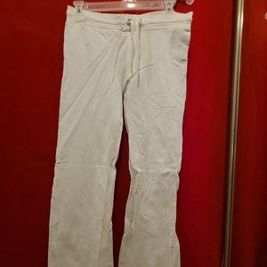 sports pants white